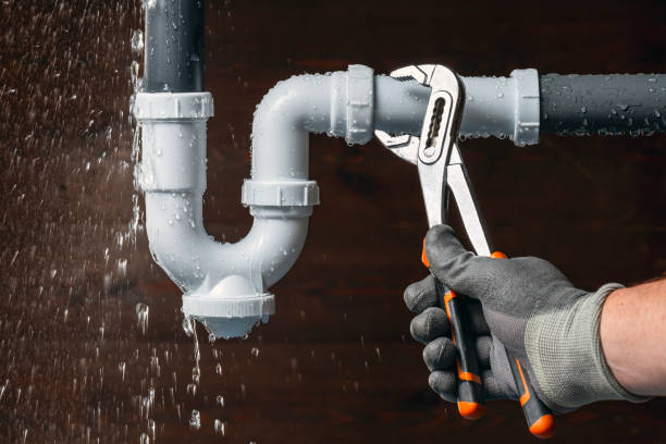 Professional Leak Detection technician working in Terrace Park, OH